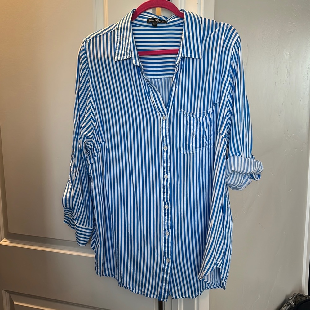 Women’s slouchy button down